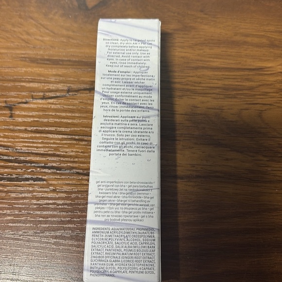 Blemish Defeat'r BHA Spot-Targeting Gel - White - Picture 3 of 7